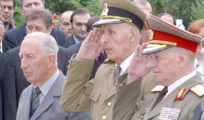 În memoria eroilor şi veteranilor celui de-al Doilea Război Mondial